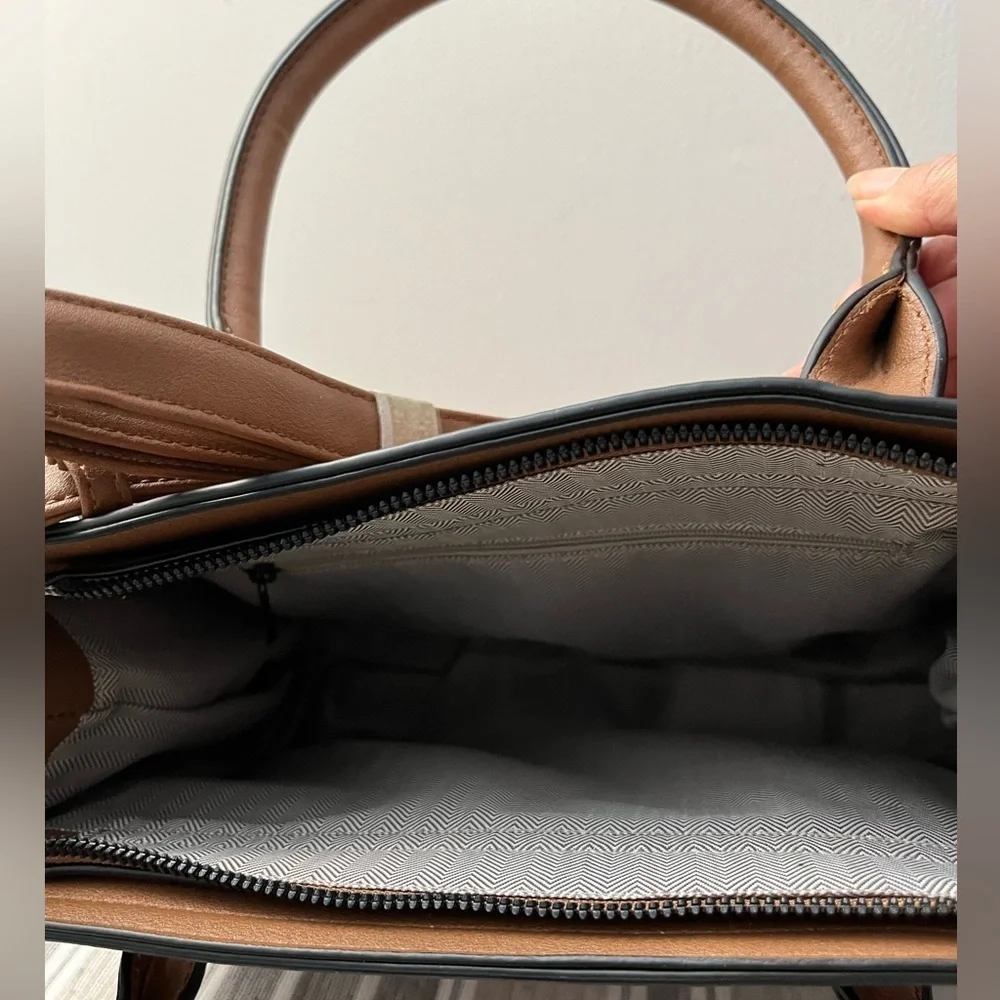 N/A stylish women